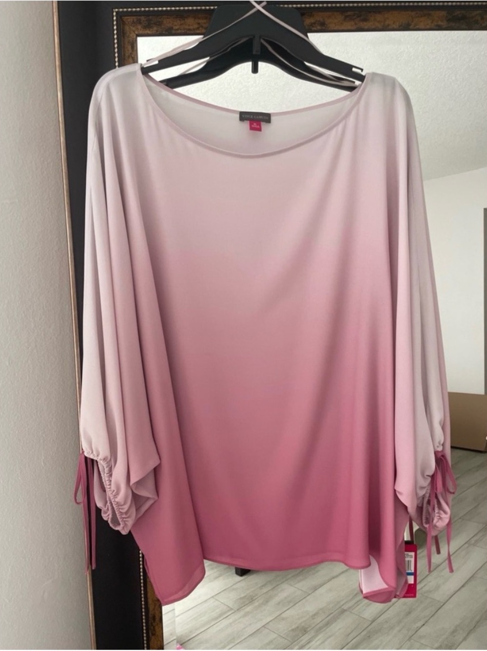 Vince Camuto Pink Ombré Bubble Sleeve Blouse - Picture 3 of 5
